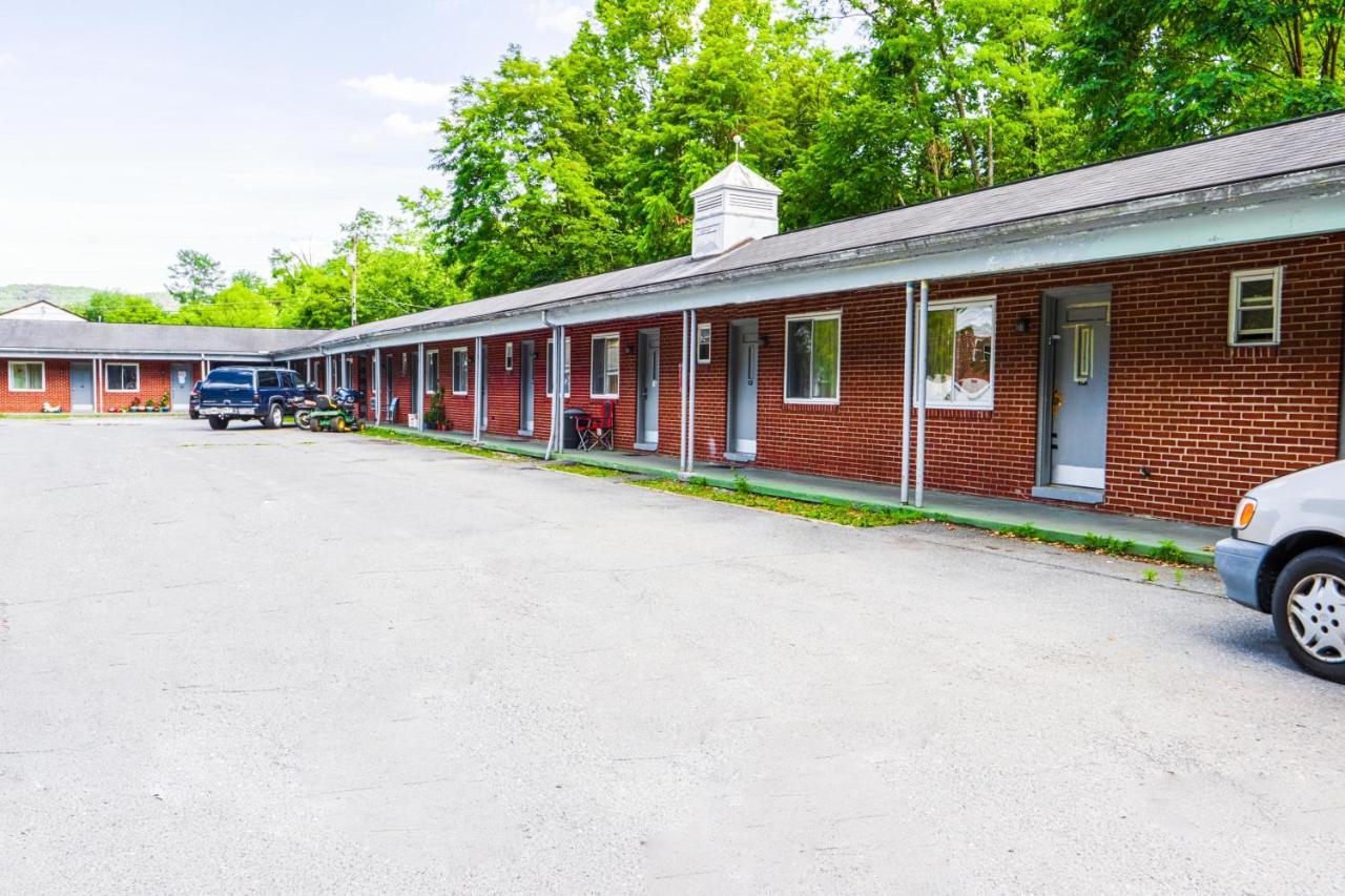 Patriot Inn Motel Beaver Wv, By Oyo Kültér fotó